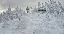 Stire din Actualitate : Vești bune pentru turiști. S-a deschis sezonul de schi în Poiana Braşov
