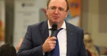 Stire din Economie : Schimbări în legislația fiscală. Cum pot evita mari probleme firmele constănțene
