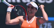 Stire din Sport : Gabriela Ruse, calificare spectaculoasă în turul al doilea la Australian Open