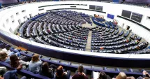 Stire din Actualitate : Parlamentul European a decis să suspende ratificarea acordului comercial cu SUA