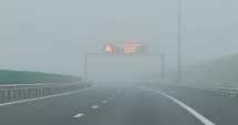 Stire din Social : Infotrafic: Atenție, șoferi! Circulație în condiții de ceață pe autostrăzile A1, A2 și A3