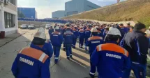 Stire din Economie : Protest spontan la Șantierul Naval Damen Mangalia. Muncitorii au oprit lucrul