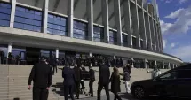 Stire din Sport : Ultimul omagiu pentru Mircea Lucescu. Sicriul a fost depus la Arena Națională