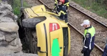 Stire din Eveniment : Tragedie pe șosea. O persoană în stop cardio-respirator după un accident cu mai multe mașini