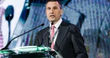 Stire din Economie : Tanczos Barna le dă peste nas alarmiștilor: „Nu există criză de motorină în România“