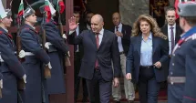 Stire din Actualitate : Președinta Iliana Iotova i-a încredințat lui Rumen Radev mandatul de formare a guvernului bulgar