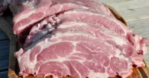 Stire din Social : Noi reguli pentru carnea de porc: etichetele vor arăta clar originea produsului