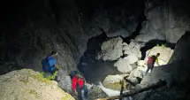 Stire din Eveniment : Doi turiști blocați în Canionul Valea lui Stan, salvați după patru ore