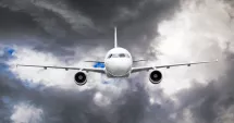Stire din Actualitate : Zbor zguduit violent de turbulențe. Patru pasageri și o stewardesă au fost răniți
