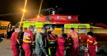 Stire din Eveniment : Premieră pentru medicina de urgență din România. Pacientă asistată ECMO, transportată cu un Black Hawk