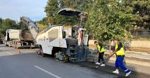Stire din Social : Lucrările de reabilitare a carosabilului în cartierul Km 5 continuă