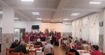 Stire din Social : Seniorii constănțeni au retrăit emoția colindelor de Crăciun