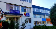 Stire din Cultură-Educație : Polițiștii locali față-n față cu elevii școlii din Poarta Albă