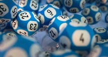 Stire din Social : Reporturi uriașe  la loto. Potul la 6 din 49 se apropie de două milioane de euro
