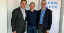 Stire din Politică-Administrație : Europarlamentarul USR, Nicolae Ștefănuță, și-a deschis birou la Constanța