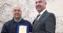 Stire din Economie : Plachetă aniversară pentru ziaristul Ion Tiţa-Călin, din partea CNAPMC