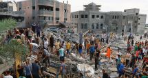 Stire din Actualitate : Israelul aruncă pliante asupra oraşului Gaza prin care le cere tuturor locuitorilor să plece