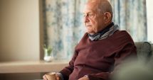 Stire din Eveniment : Pensionari ademeniți cu alimente gratuite, contra datelor personale! Escrocii voiau să ia credite pe numele lor