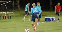 Stire din Sport : Olimpism / Naţionala de fotbal a României, antrenament în nocturnă, la Kashima Club House