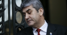 Stire din Eveniment : Klaus Iohannis va aproba cererea de începere a urmăririi penale față de Gabriel Oprea