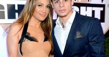 Stire din Monden : Jennifer Lopez s-a împăcat cu Casper Smart!