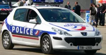 Stire din Actualitate : Doi români, urmăriți penal în Franța după profanarea mai multor morminte și furtul ornamentelor funerare