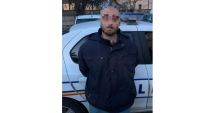 Stire din Eveniment : POLIŢIA ROMÂNĂ. Italian bănuit de omor, depistat în ţara noastră! Avea asupra lui un cuţit, posibil arma crimei