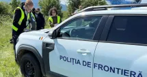 Stire din Eveniment : Captură uriașă la frontieră: peste 15 kg de argint ascuns în microbuz