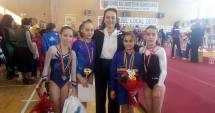 Stire din Sport : 17 medalii pentru micuțele gimnaste  de la CS Farul