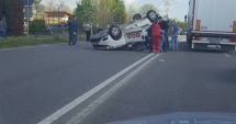 Stire din Eveniment : UPDATE / ACCIDENT GRAV. AMBULANȚĂ RĂSTURNATĂ la ieșire din localitatea Ovidiu