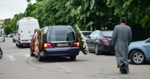 Stire din Social : LACRIMI ȘI DURERE INFINITĂ / Fostul primar al orașului Eforie, ION OVIDIU BRĂILOIU, CONDUS PE ULTIMUL DRUM - Galerie foto