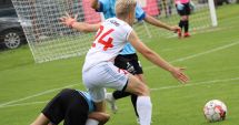 Stire din Sport : Fotbal feminin / Meciuri "de foc" în semifinalele Cupei României