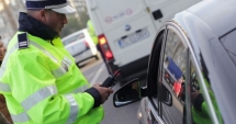 Stire din Eveniment : Femeie cu alcoolemie record și fără permis, prinsă la volan