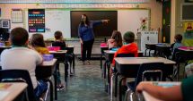 Stire din Cultură-Educație : Prima zi de grevă generală. Unii profesori s-au răzgândit și au chemat copiii la școală