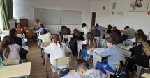 Stire din Cultură-Educație : Start cronometru! Examen decisiv pentru 5.517 absolvenți constănțeni de gimnaziu