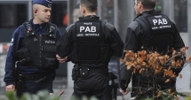 Stire din Actualitate : A fost prins bărbatul care a luat 15 ostatici într-un supermarket