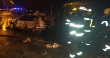 Stire din Eveniment : Accident GRAV! Patru mașini au luat foc, în urma impactului. O persoană a murit
