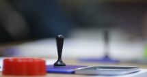 Stire din Social : Azi încep înscrierile pentru votul online din străinătate