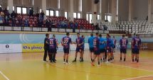 Stire din Sport : Chinuiţi 30 de minute! HC Dobrogea Sud a „rezolvat” jocul cu Minaur după pauză