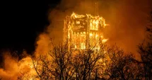 Stire din Actualitate : Haos de Revelion. Violențe fără precedent, doi morți din cauza artificiilor și biserică mistuită de flăcări