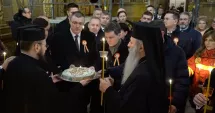 Stire din Actualitate : Președintele Nicușor Dan, prezent la parastasul lui Alexandru Ioan Cuza