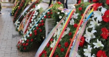 Stire din Eveniment : Tragedie! Primarul unui oraș, găsit împușcat în cap. Poliția suspectează SINUCIDEREA