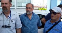 Stire din Economie : GALERIE FOTO / Protest spontan la Agenţia Română de Salvare a Vieţii Omenești pe Mare