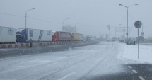 Stire din Eveniment : Restricții la frontiera cu Bulgaria. "Se circulă în condiții de iarnă"
