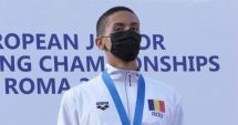 Stire din Sport : Nataţie / Trei medalii de aur! Roma are un nou împărat: David Popovici