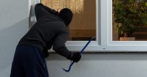 Stire din Eveniment : 230.000 de lei, furați dintr-o casă din Oltina. Hoții  au fost arestați