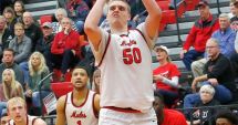 Stire din Sport : Pivotul american Jakob Lowrance, contract pe un an cu BC Athletic