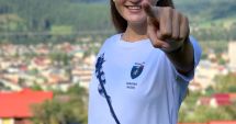 Stire din Sport : Canotaj / Simona Radiș şi-a scos la licitație tricoul „de aur” pentru a sprijini copiii cu deficiențe neurologice
