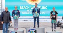 Stire din Sport : Două constănţence, medaliate cu aur la Campionatul Mondial de lupte pe plajă