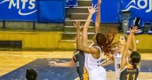 Stire din Sport : Phoenix CSU Simona Halep, susţinută din nou de suporteri, după un an şi jumătate